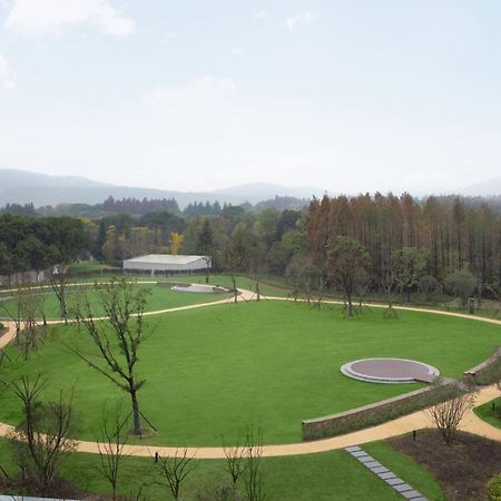 Courtyard By Marriott Wuxi Lihu Lake Exterior photo